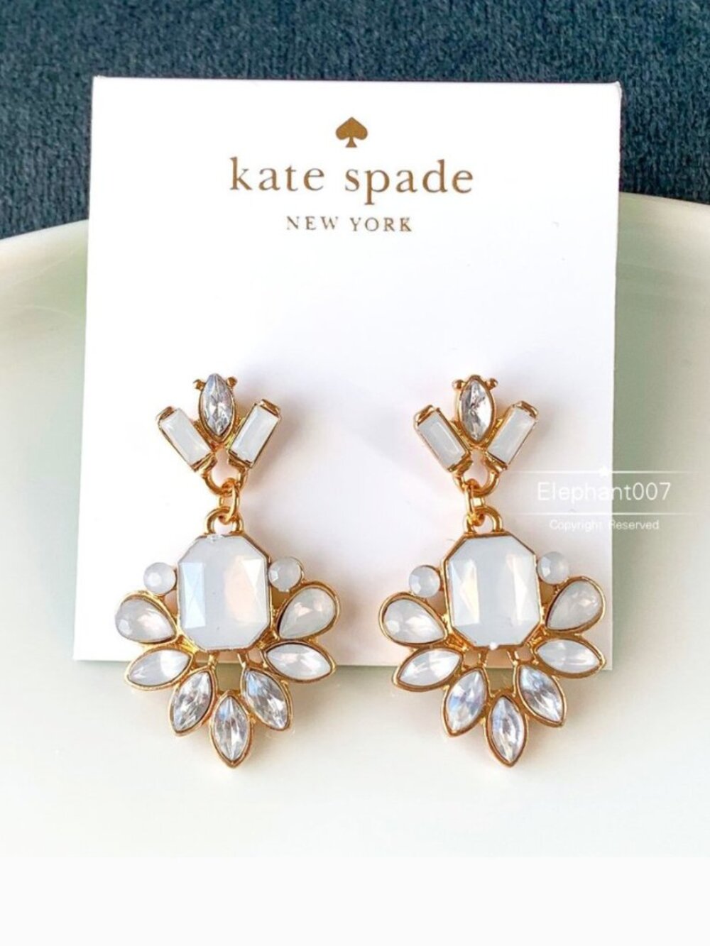 Kate Spade White Crystal Statement Drop Earrings Gold Tone Floral Cluster - Picture 3 of 3